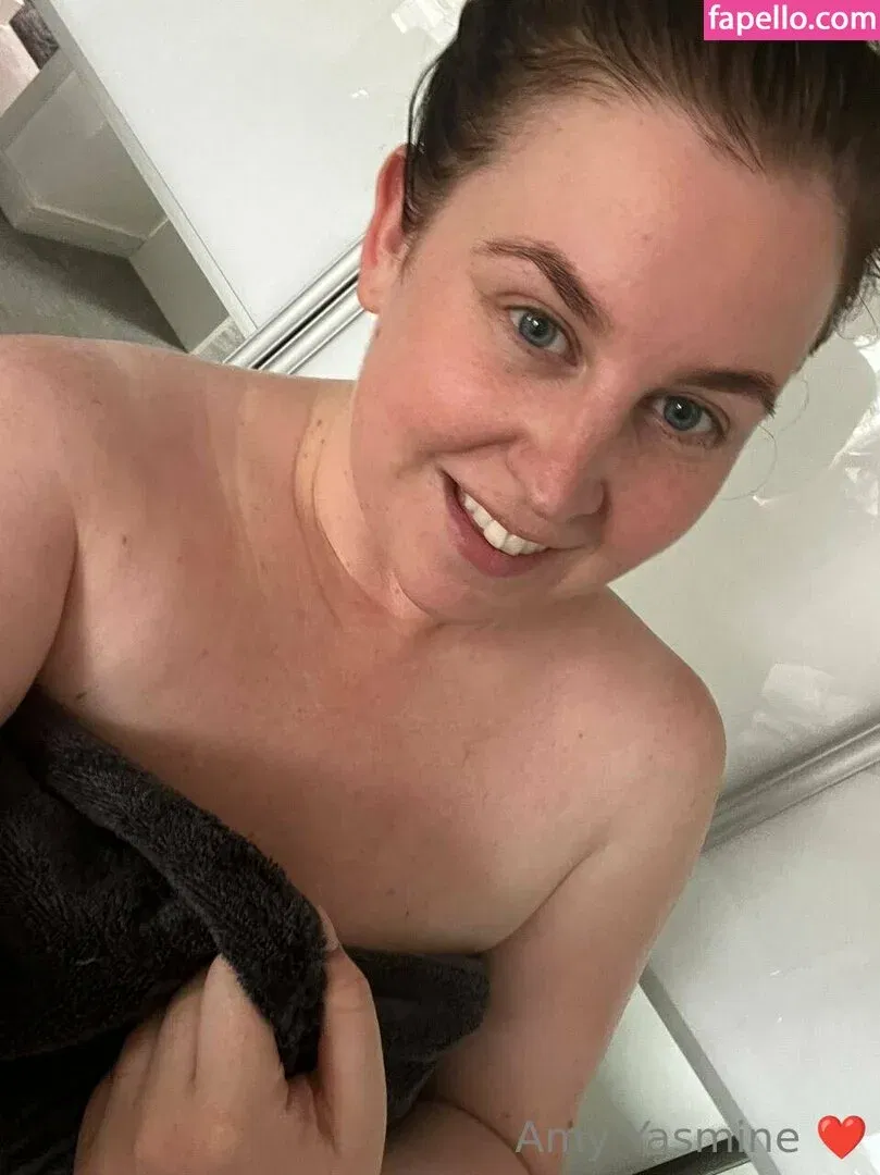 amy-yasmine Onlyfans Photo Gallery 