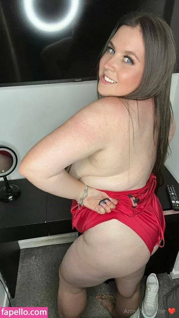 amy-yasmine Onlyfans Photo Gallery 