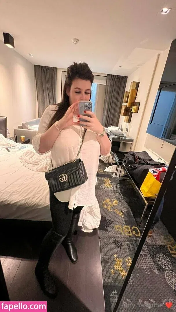 amy-yasmine Onlyfans Photo Gallery 