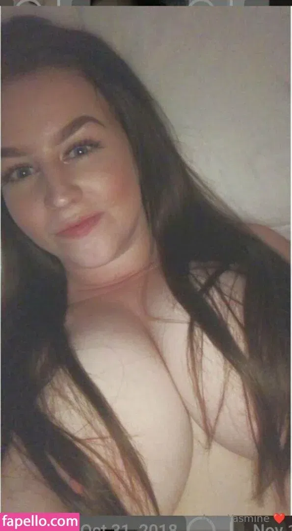 amy-yasmine Onlyfans Photo Gallery 