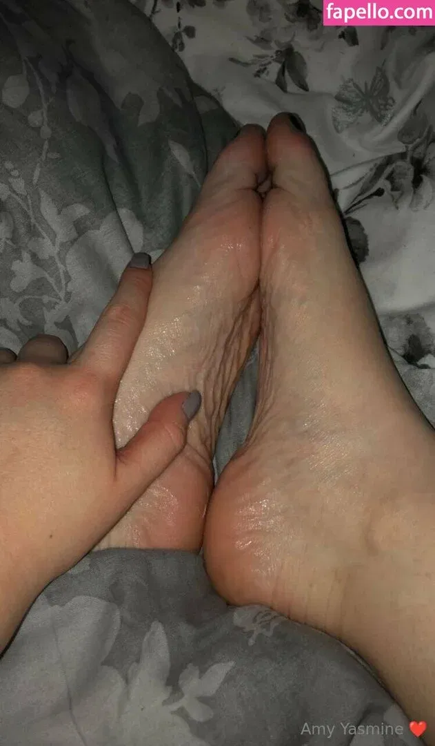 amy-yasmine Onlyfans Photo Gallery 