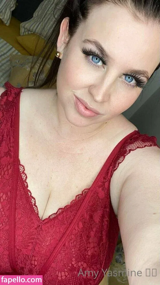 amy-yasmine Onlyfans Photo Gallery 