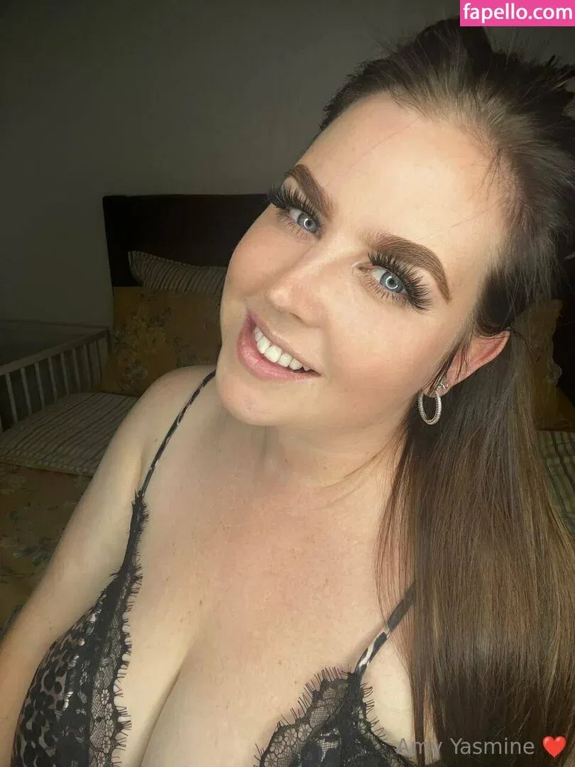 amy-yasmine Onlyfans Photo Gallery 