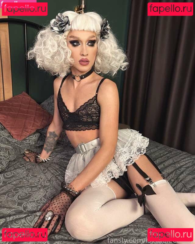 IskraElectrical / iskra_electrical.life Onlyfans Photo Gallery 