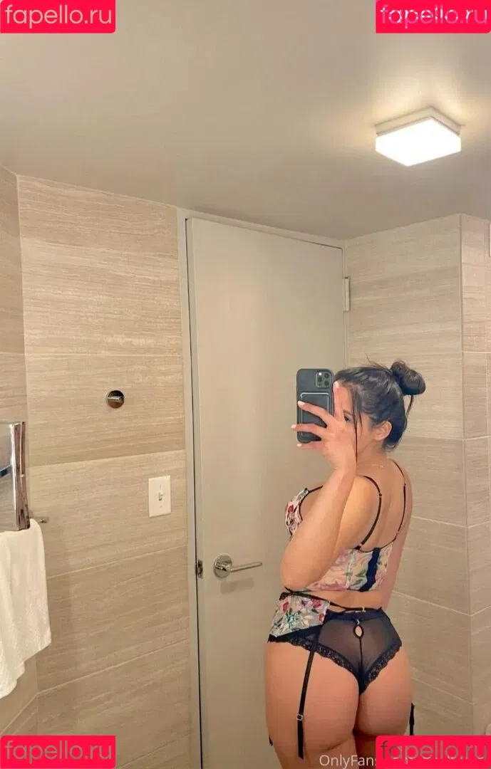 Marilyn Doug Onlyfans Photo Gallery 