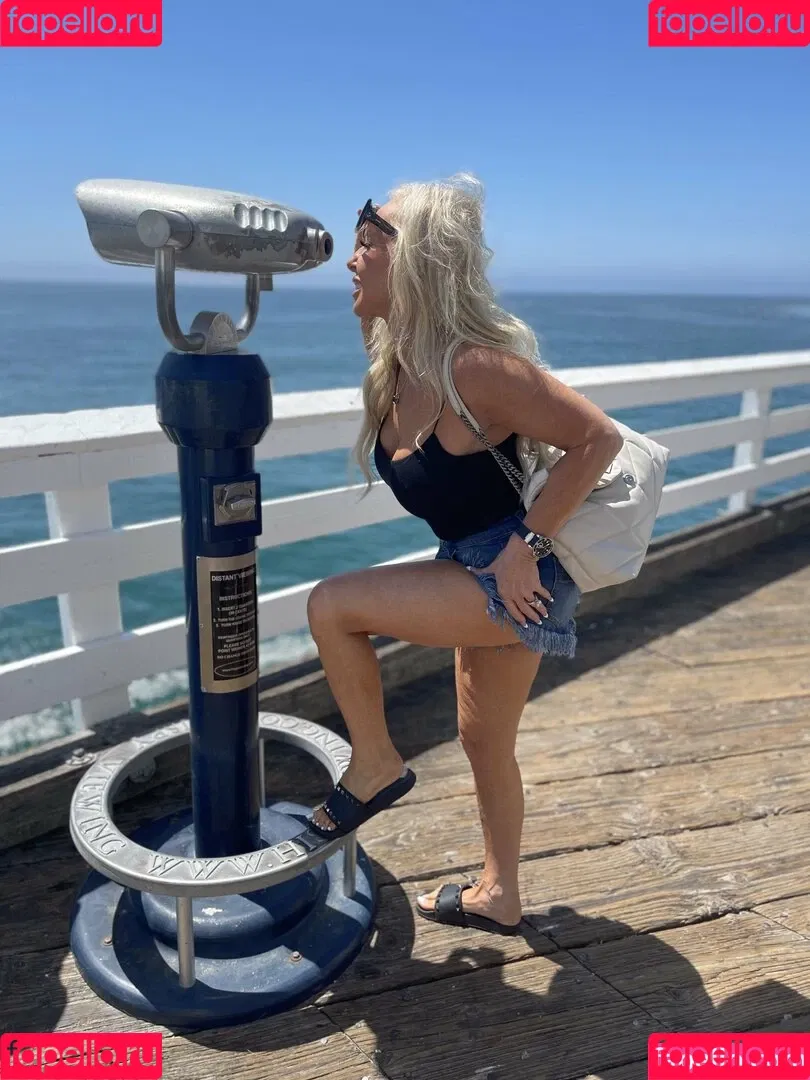 azmorganxoxo Onlyfans Photo Gallery 