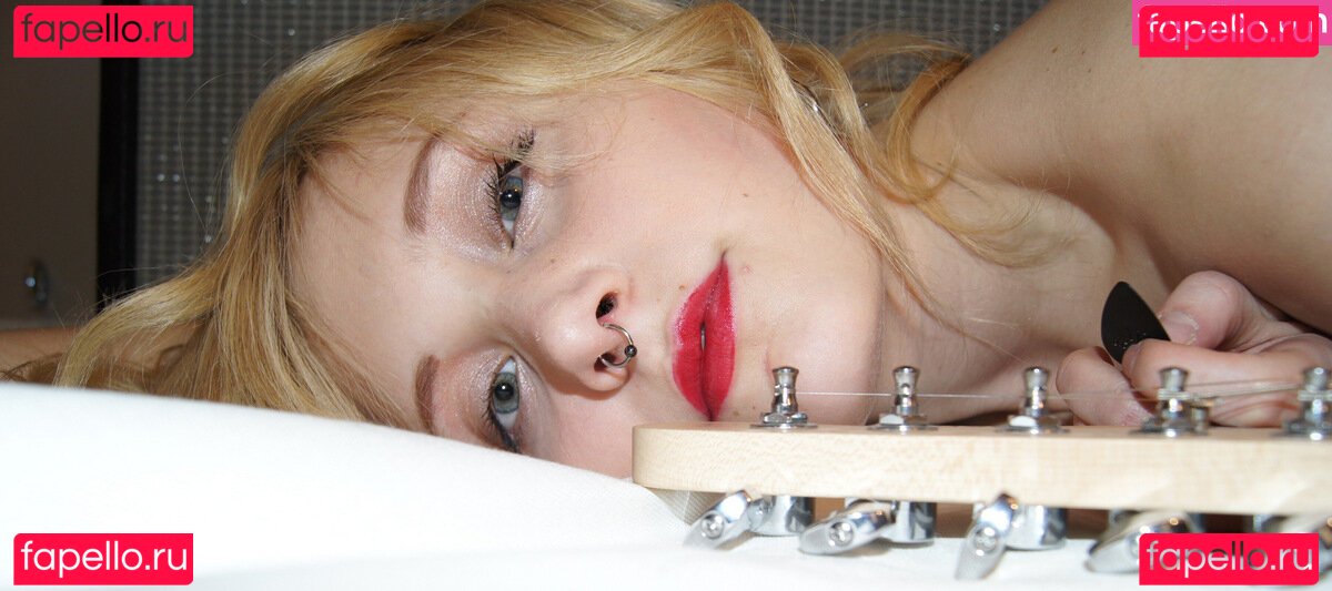 Syria / mysyria_ / syria_01 Onlyfans Photo Gallery 