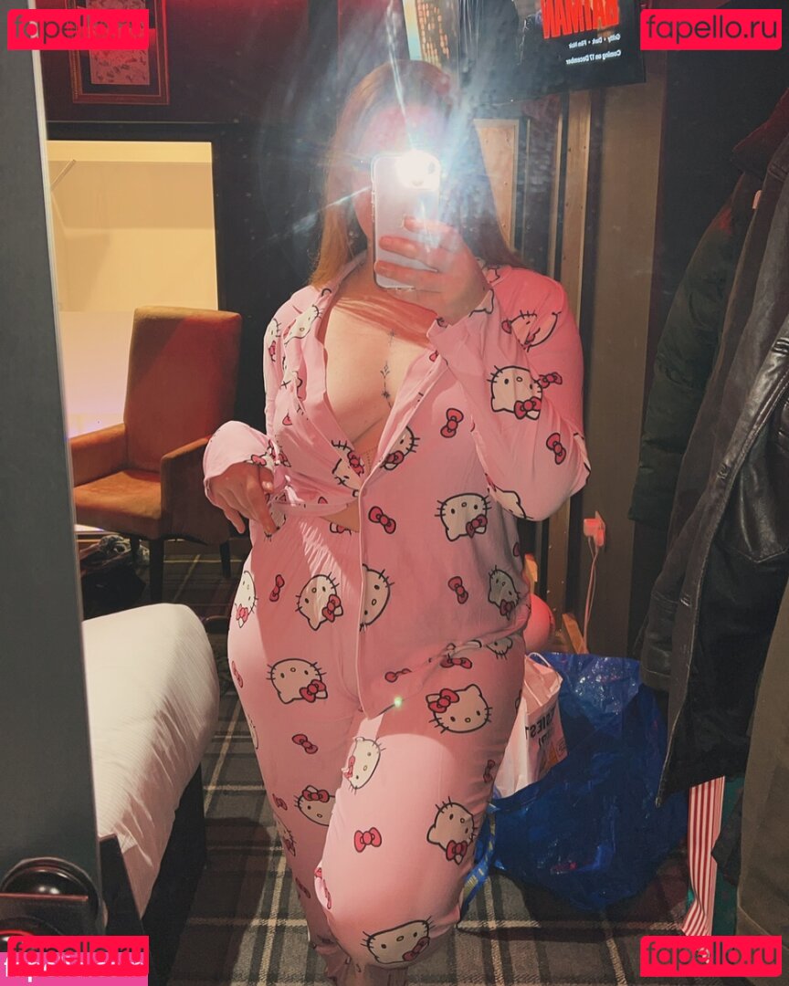 Taylor Hutchings / thutch29 Onlyfans Photo Gallery 