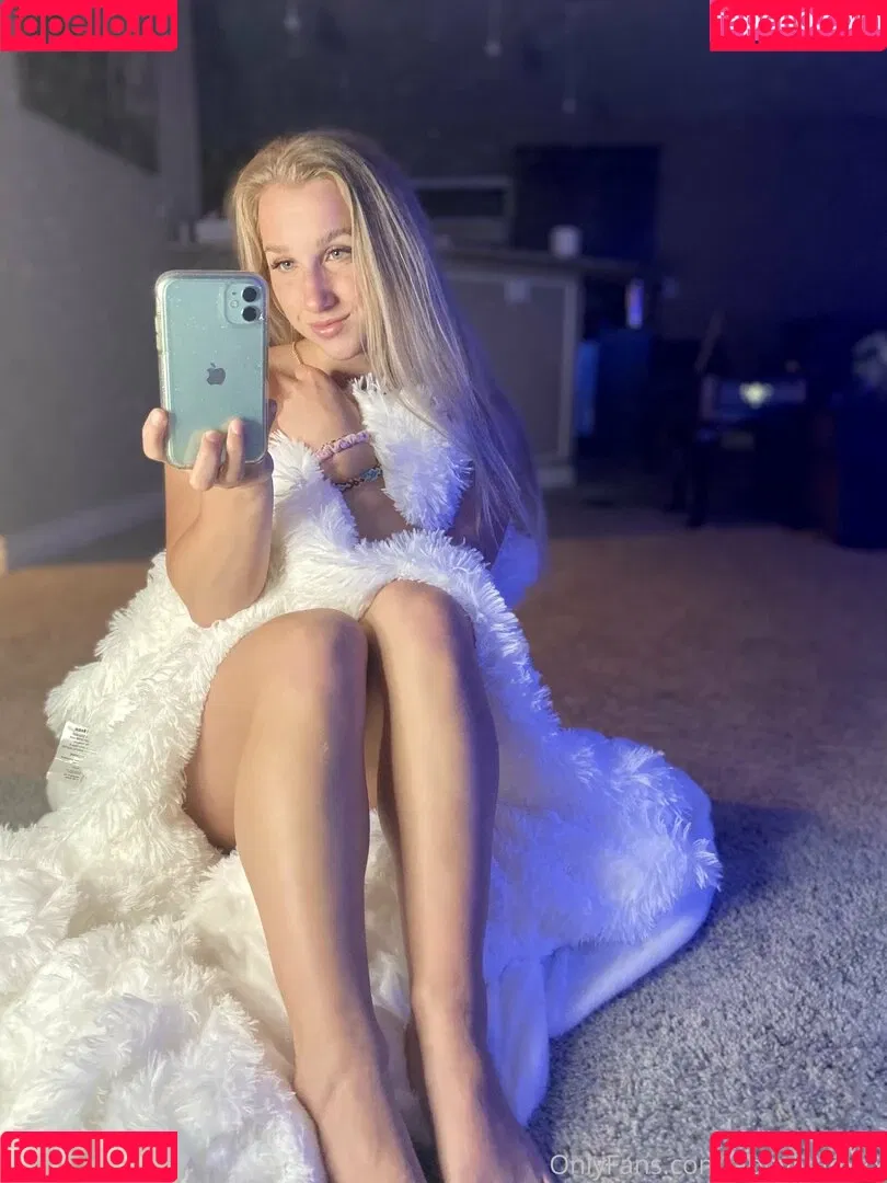 Abbylynnxxx Onlyfans Photo Gallery 