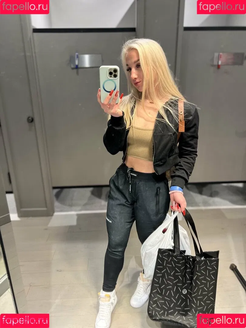 Abbylynnxxx Onlyfans Photo Gallery 