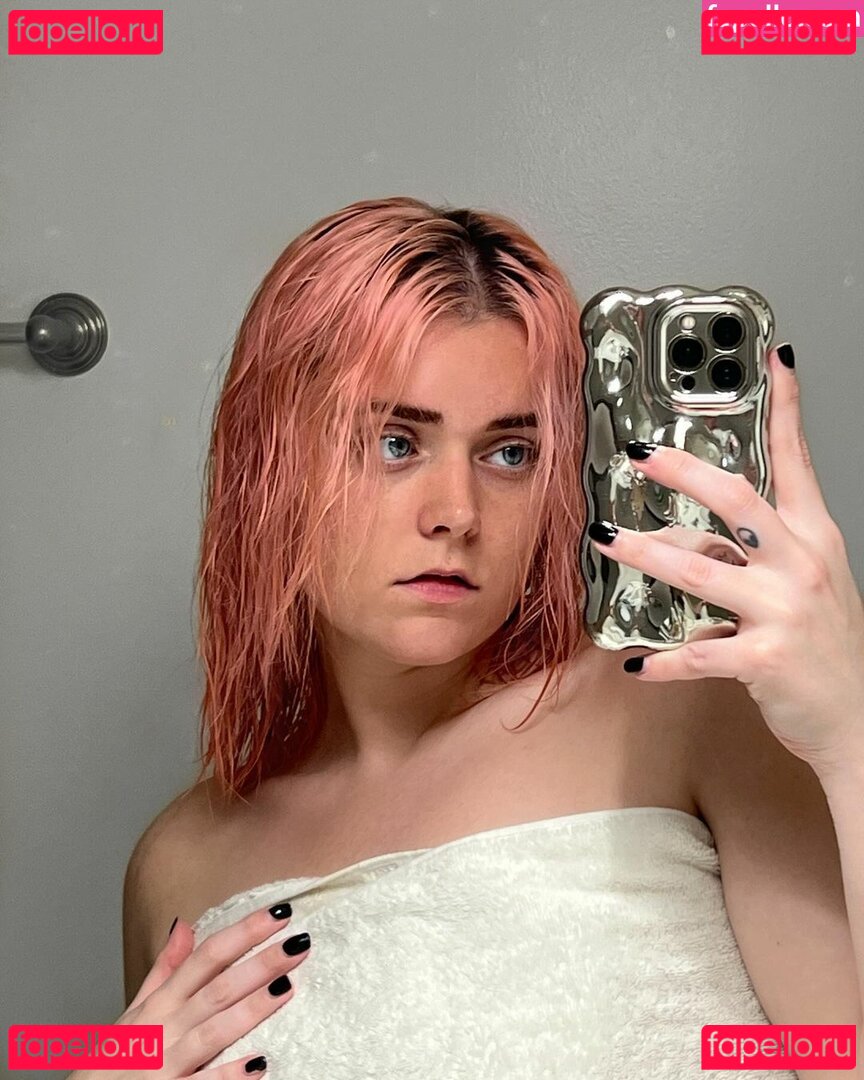 Erin Dougal / Smosh / erindougal Onlyfans Photo Gallery 