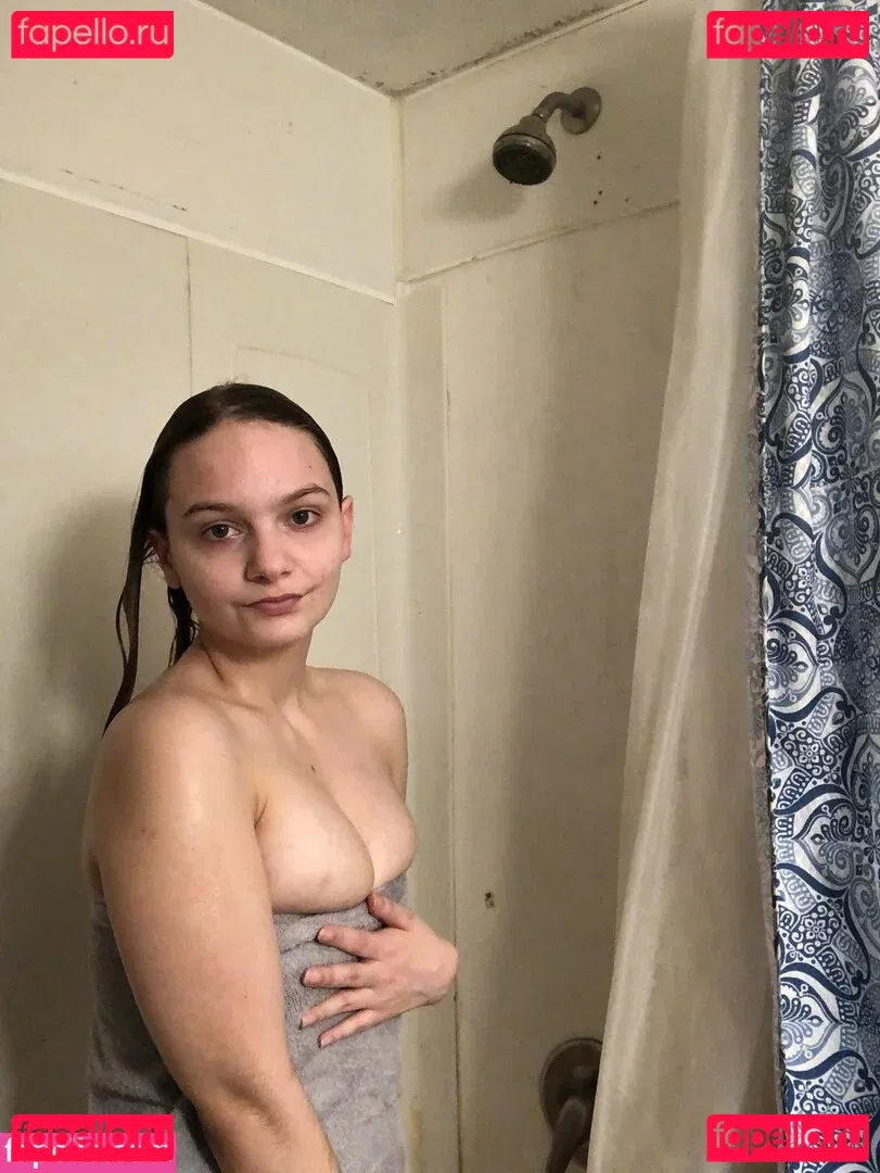 Savannahmalaby19 Onlyfans Photo Gallery 