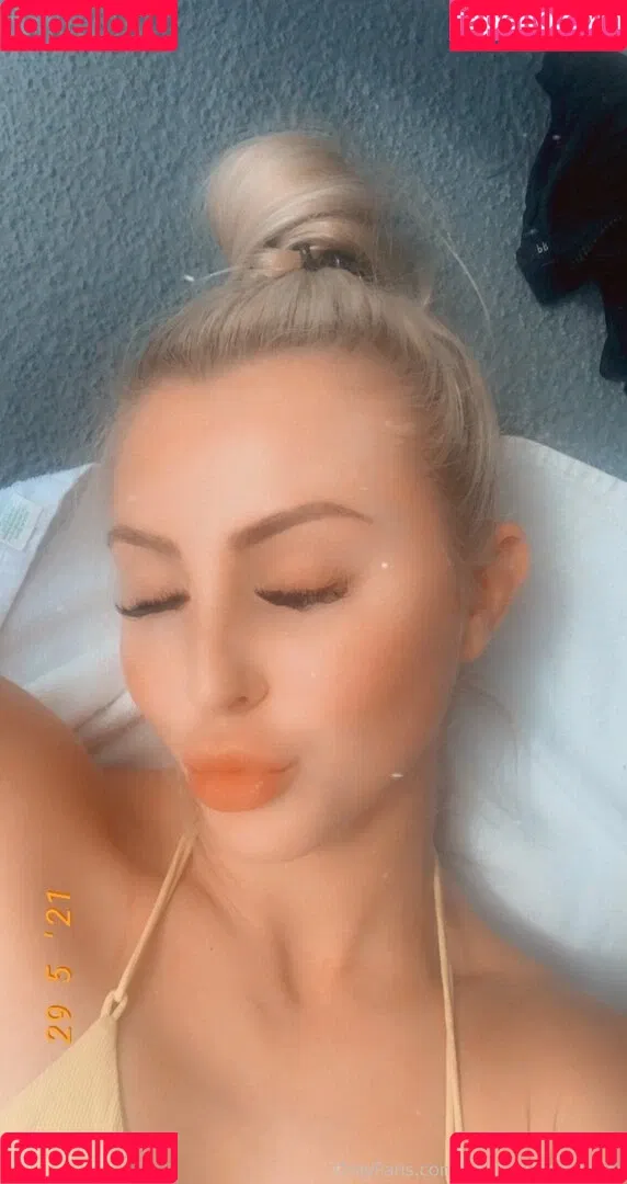 haleyysmith Onlyfans Photo Gallery 