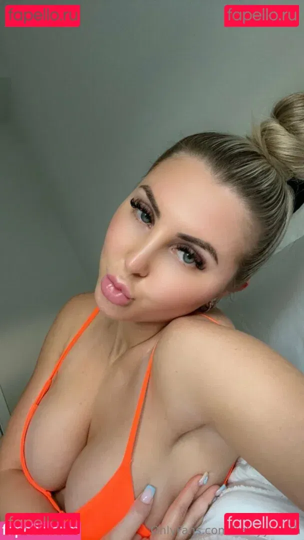 haleyysmith Onlyfans Photo Gallery 