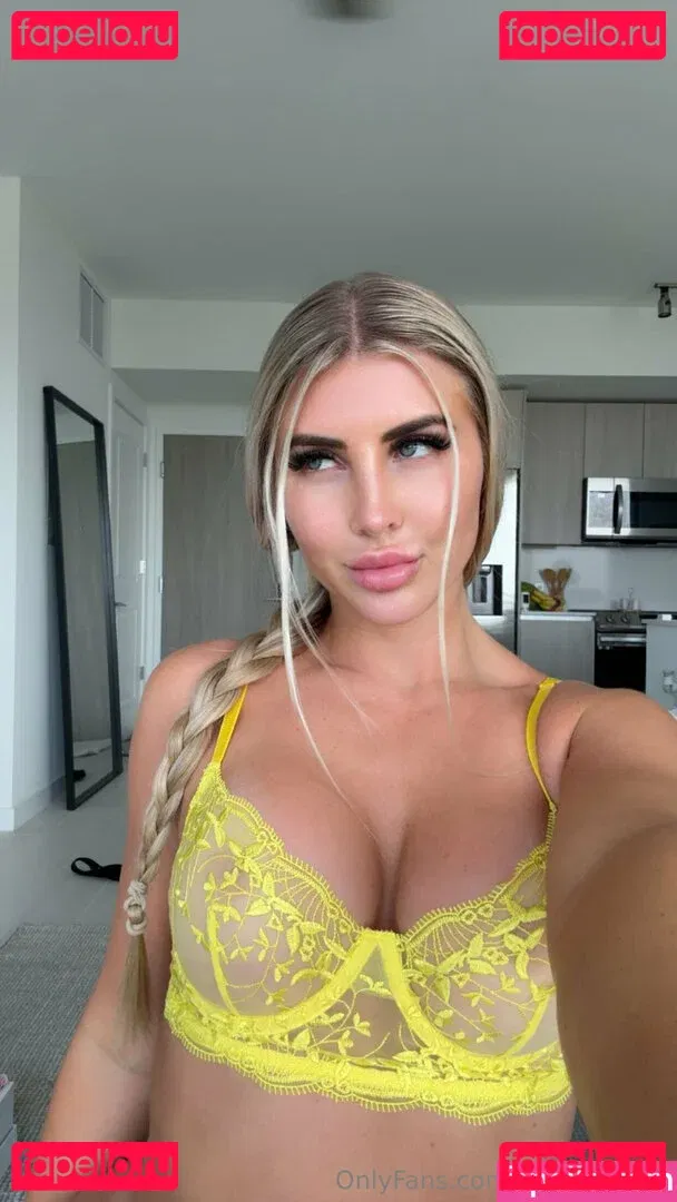 haleyysmith Onlyfans Photo Gallery 