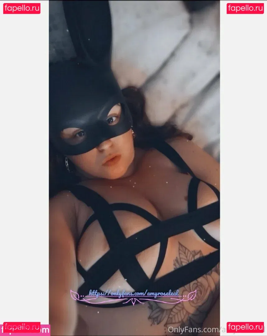 amyroseleal Onlyfans Photo Gallery 