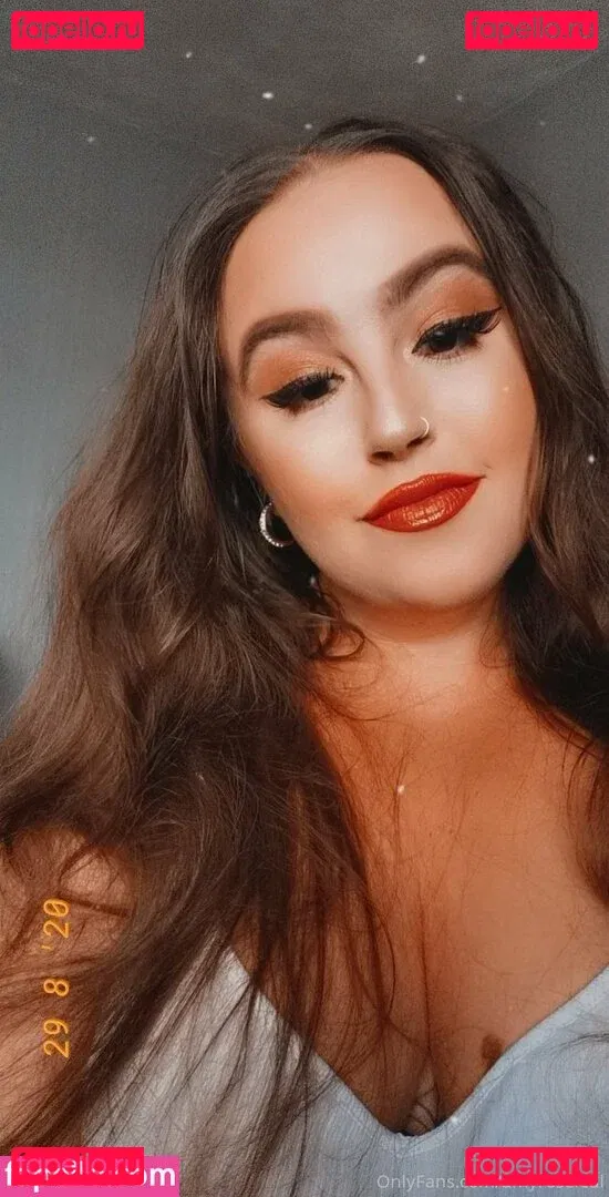 amyroseleal Onlyfans Photo Gallery 