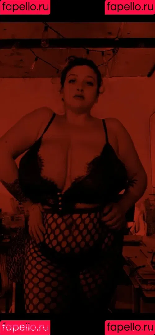 cambriacurves Onlyfans Photo Gallery 