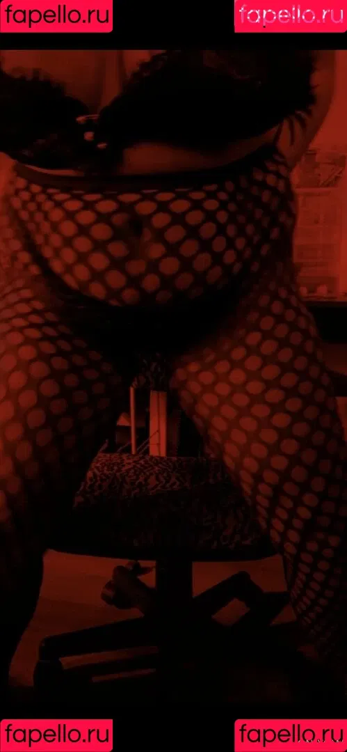 cambriacurves Onlyfans Photo Gallery 