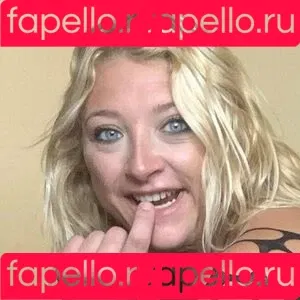 cambriacurves Onlyfans Photo Gallery 