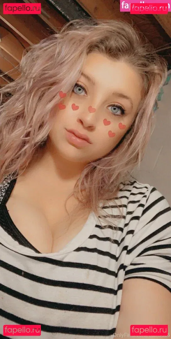 cambriacurves Onlyfans Photo Gallery 