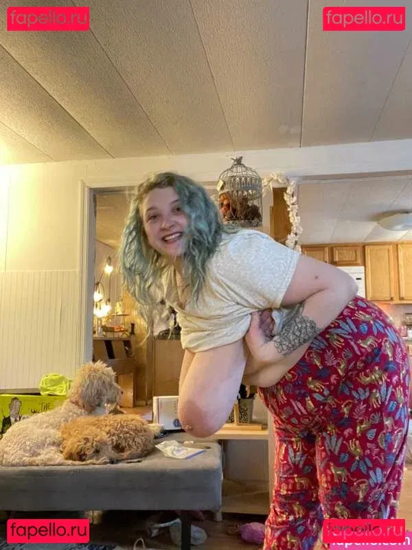 cambriacurves Onlyfans Photo Gallery 