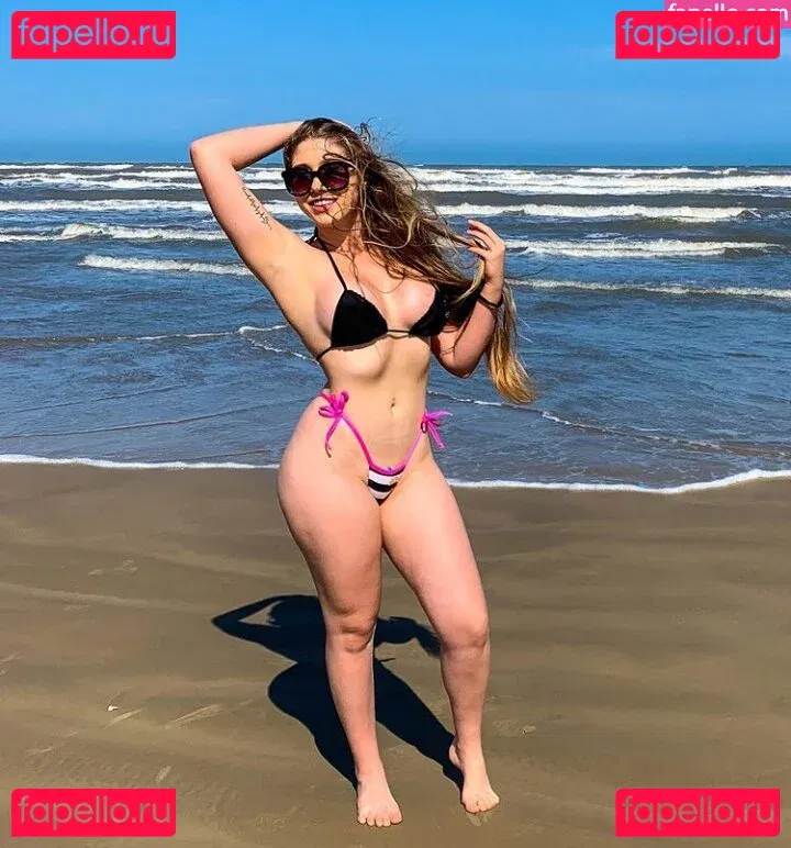 Julia Ferronato Onlyfans Photo Gallery 