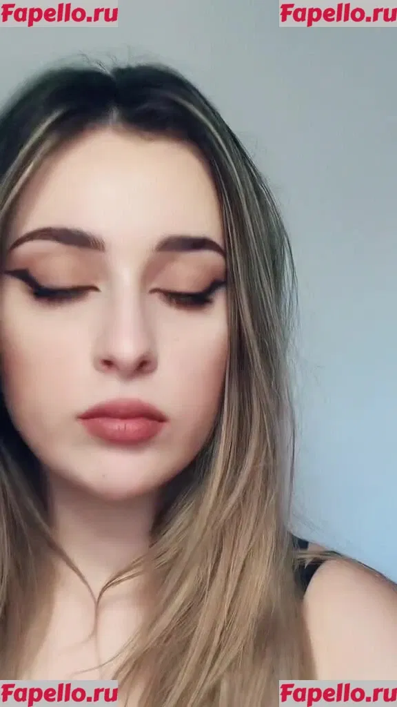 Sarah White Onlyfans Photo Gallery 