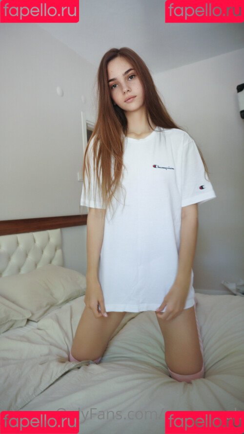 Sarah White Onlyfans Photo Gallery 