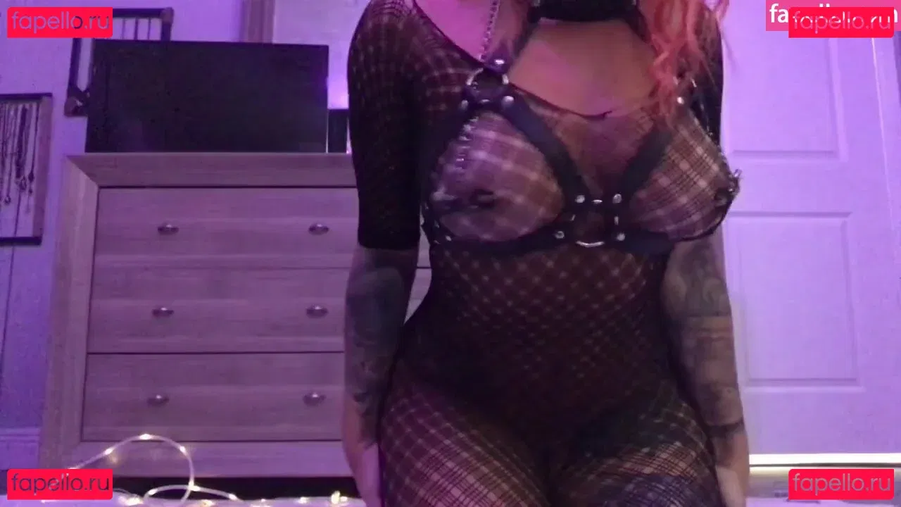 Torie Suicide Onlyfans Photo Gallery 