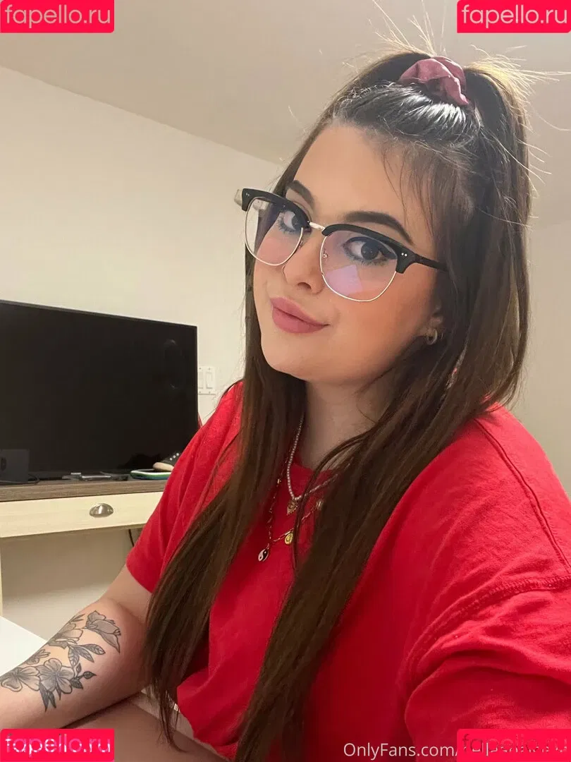 bellaapaigexo Onlyfans Photo Gallery 