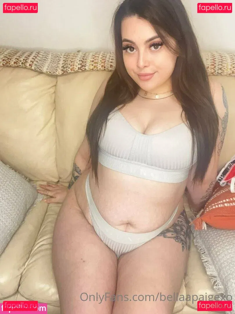 bellaapaigexo Onlyfans Photo Gallery 