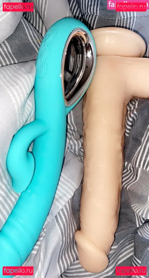 bellaapaigexo Onlyfans Photo Gallery 