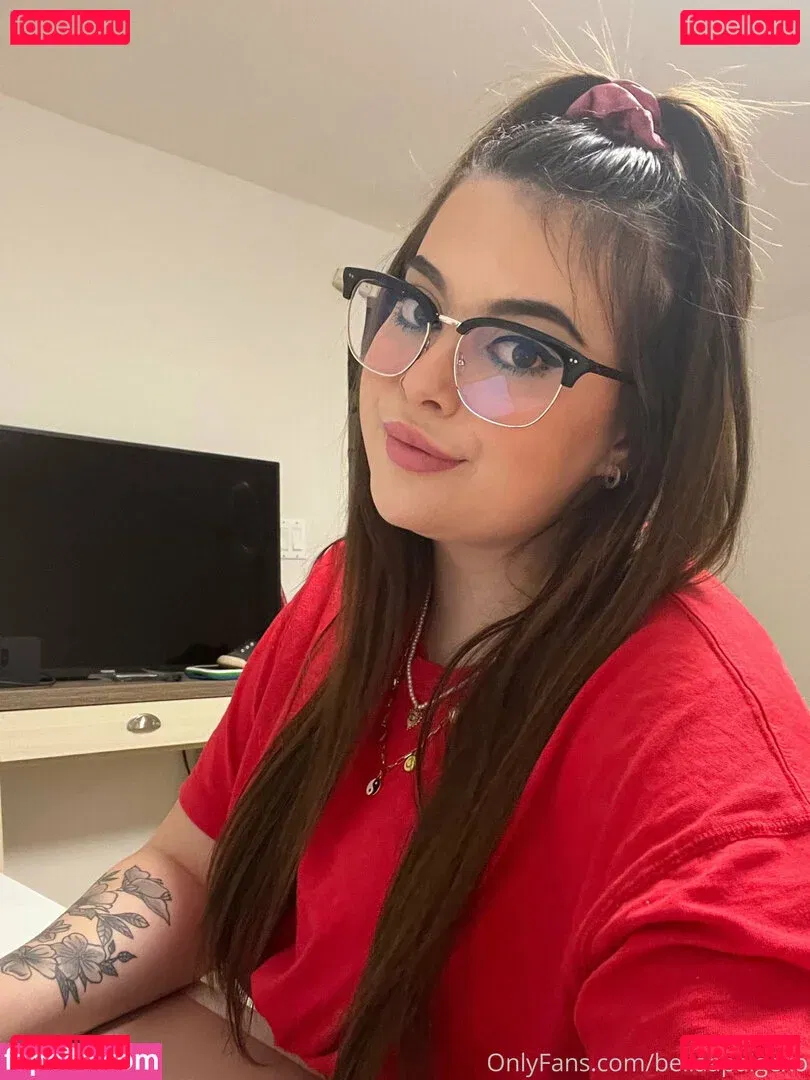 bellaapaigexo Onlyfans Photo Gallery 