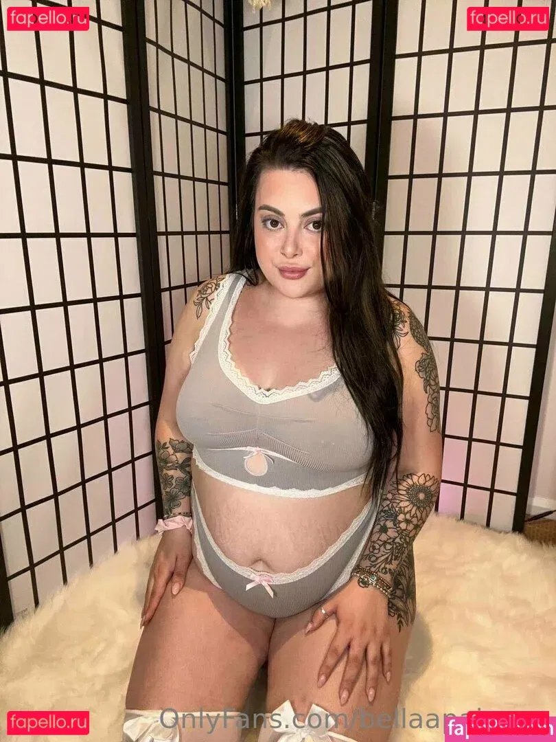 bellaapaigexo Onlyfans Photo Gallery 