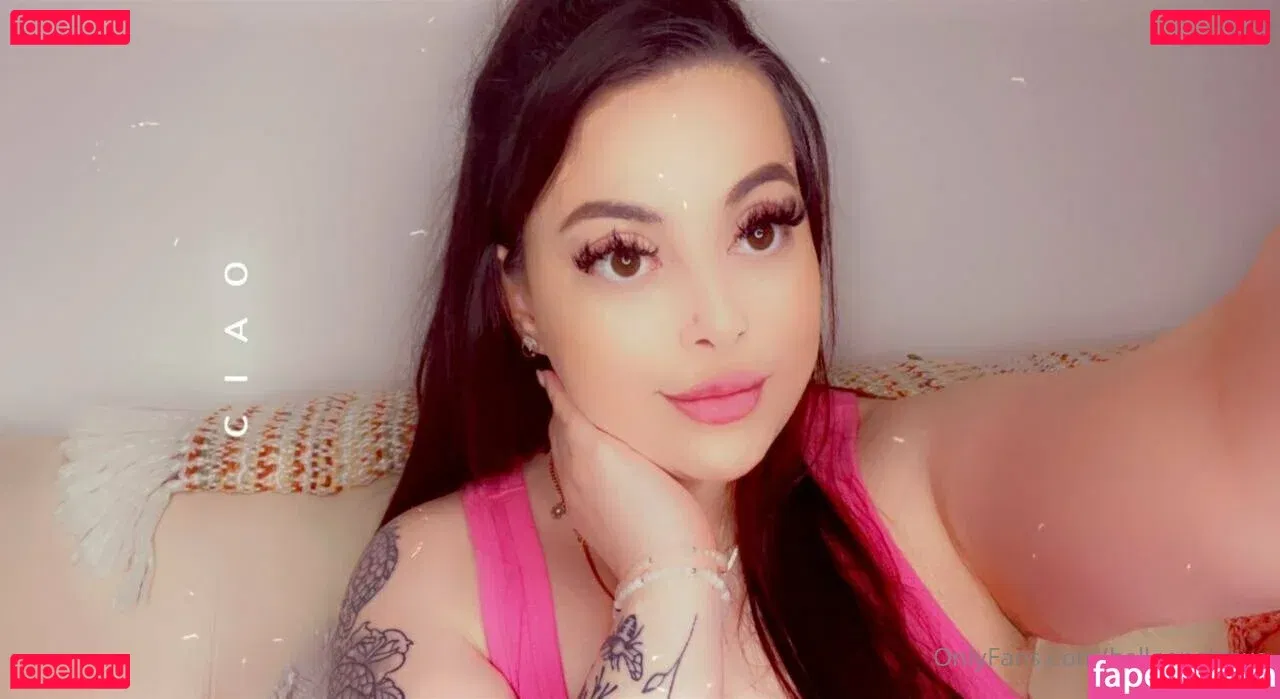 bellaapaigexo Onlyfans Photo Gallery 