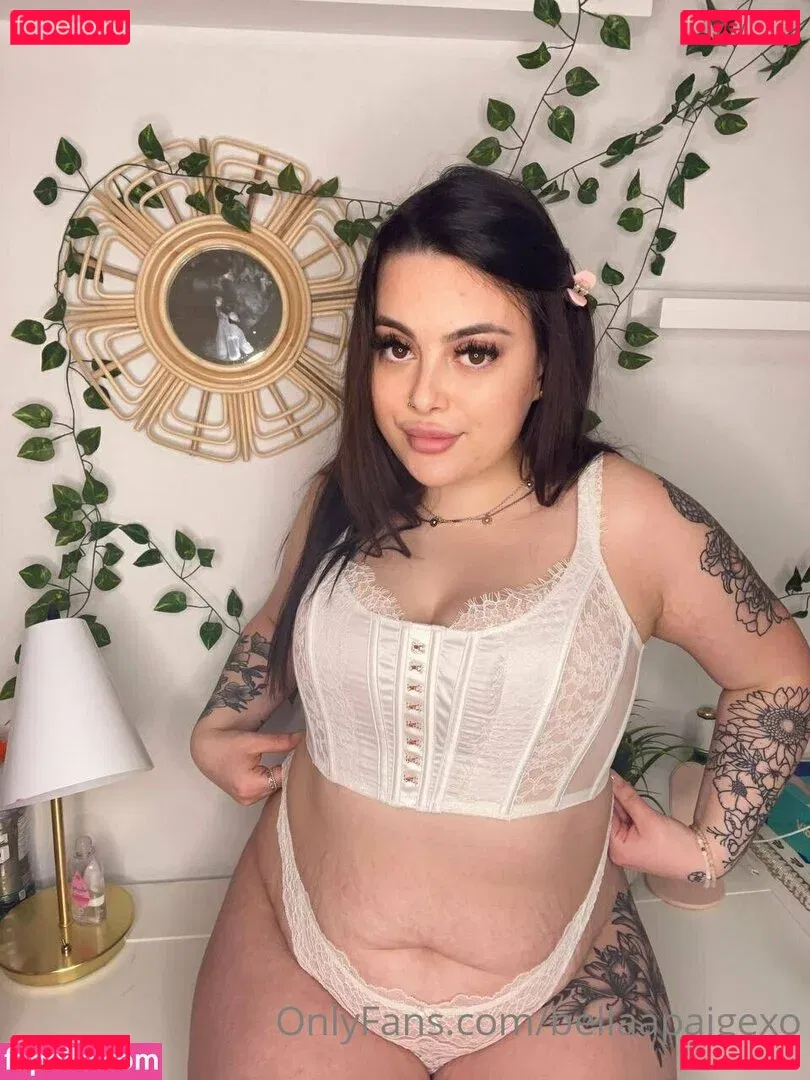 bellaapaigexo Onlyfans Photo Gallery 