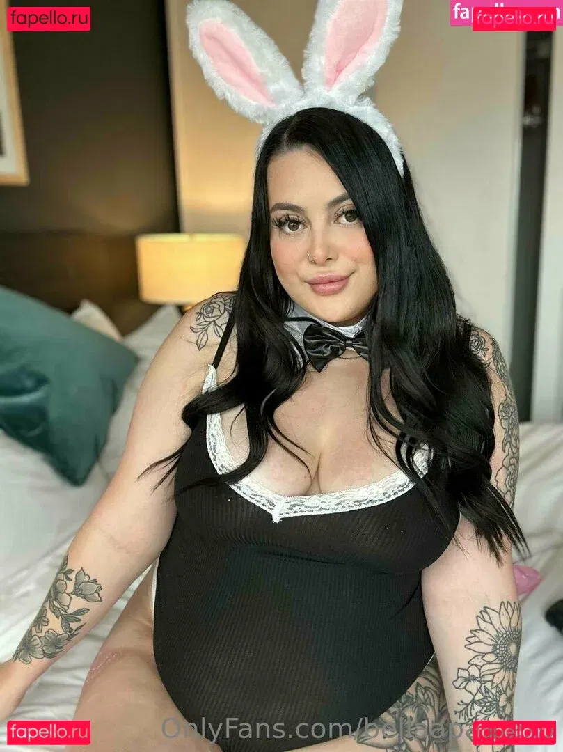 bellaapaigexo Onlyfans Photo Gallery 