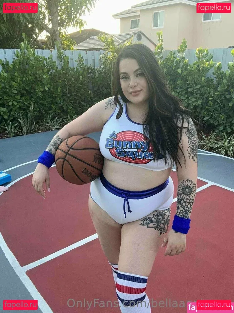 bellaapaigexo Onlyfans Photo Gallery 