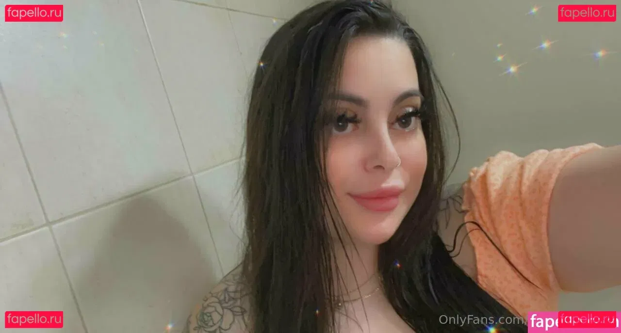 bellaapaigexo Onlyfans Photo Gallery 