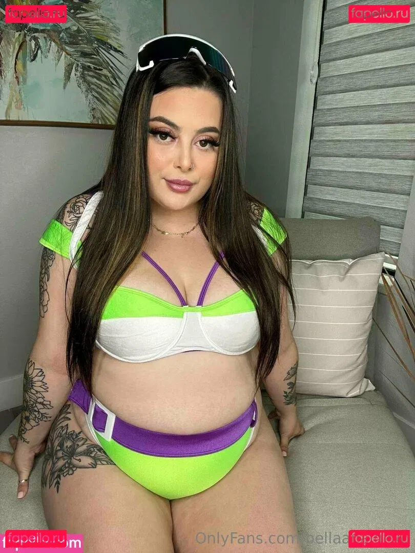 bellaapaigexo Onlyfans Photo Gallery 
