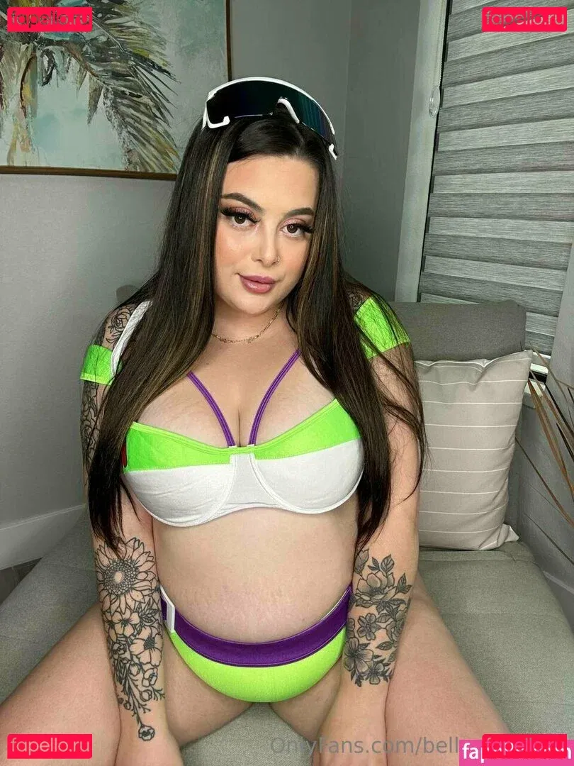 bellaapaigexo Onlyfans Photo Gallery 