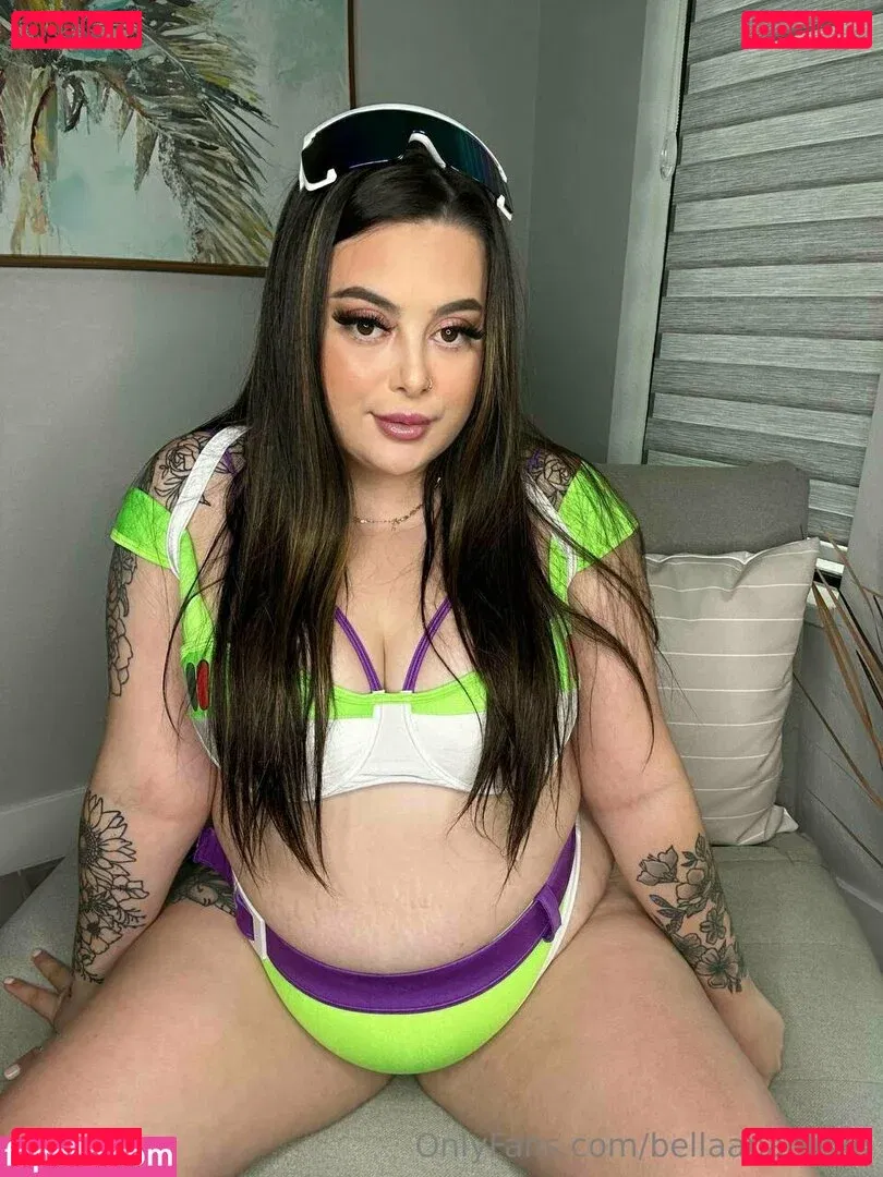 bellaapaigexo Onlyfans Photo Gallery 