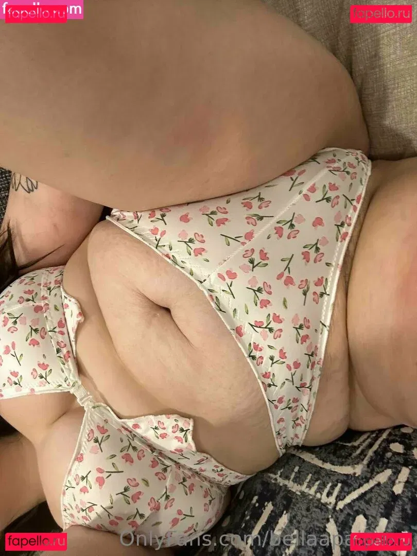 bellaapaigexo Onlyfans Photo Gallery 