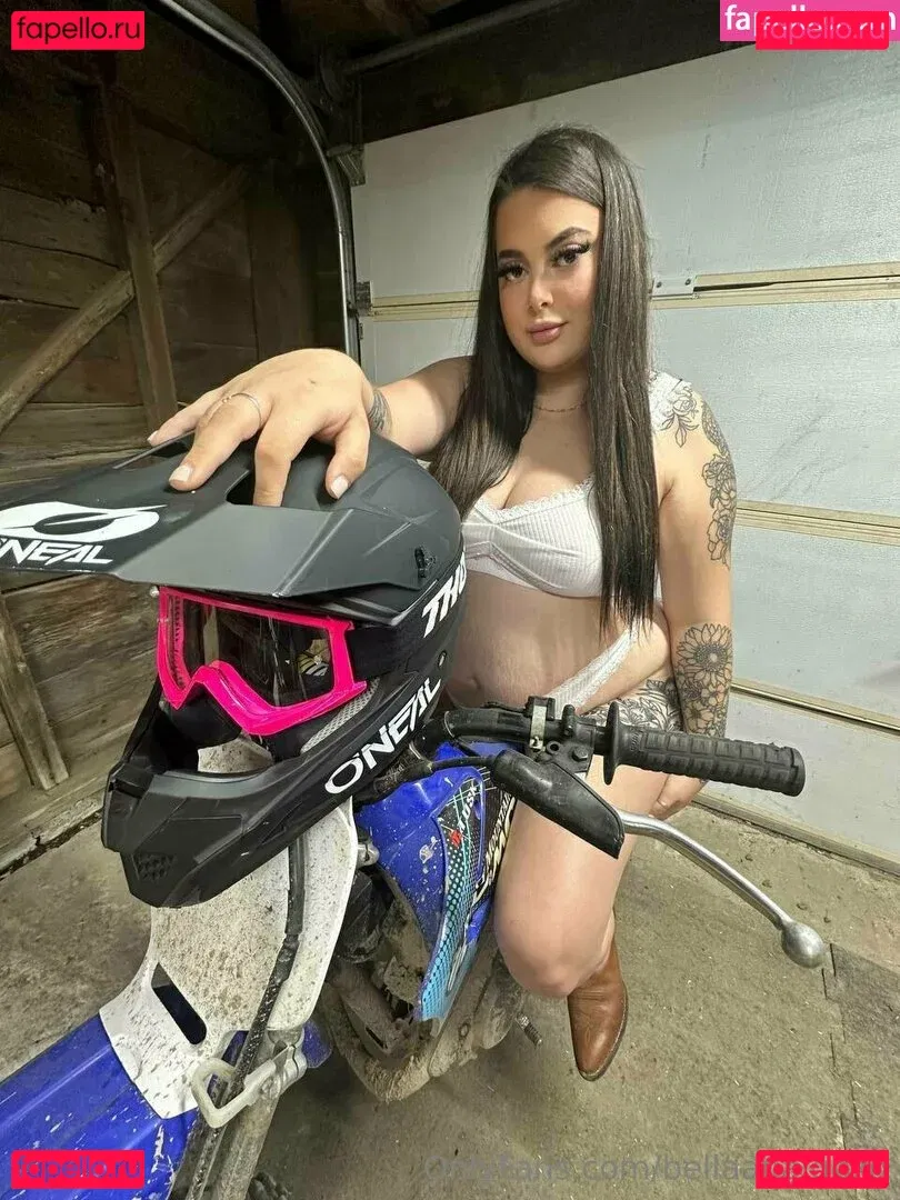 bellaapaigexo Onlyfans Photo Gallery 