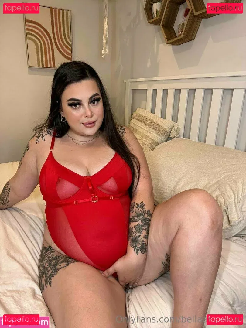 bellaapaigexo Onlyfans Photo Gallery 