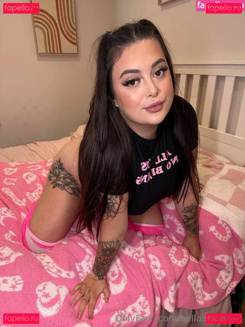 bellaapaigexo Onlyfans Photo Gallery 