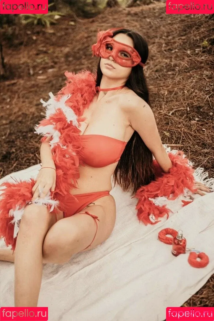 Eva Batista Onlyfans Photo Gallery 