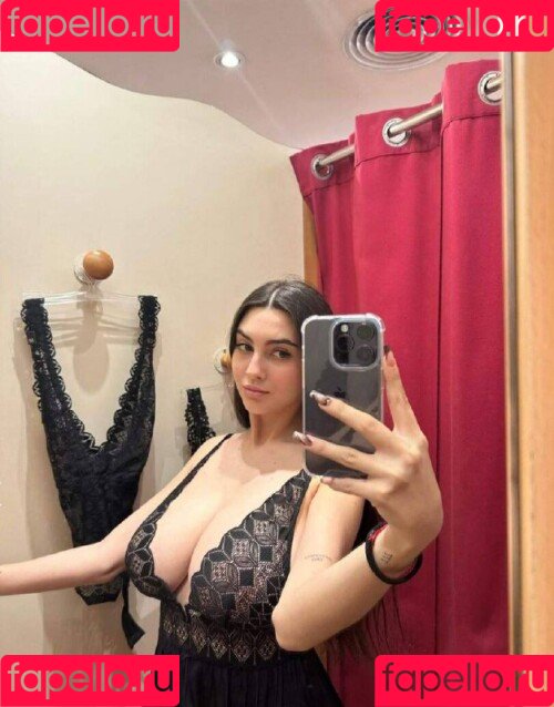 Eva Batista Onlyfans Photo Gallery 