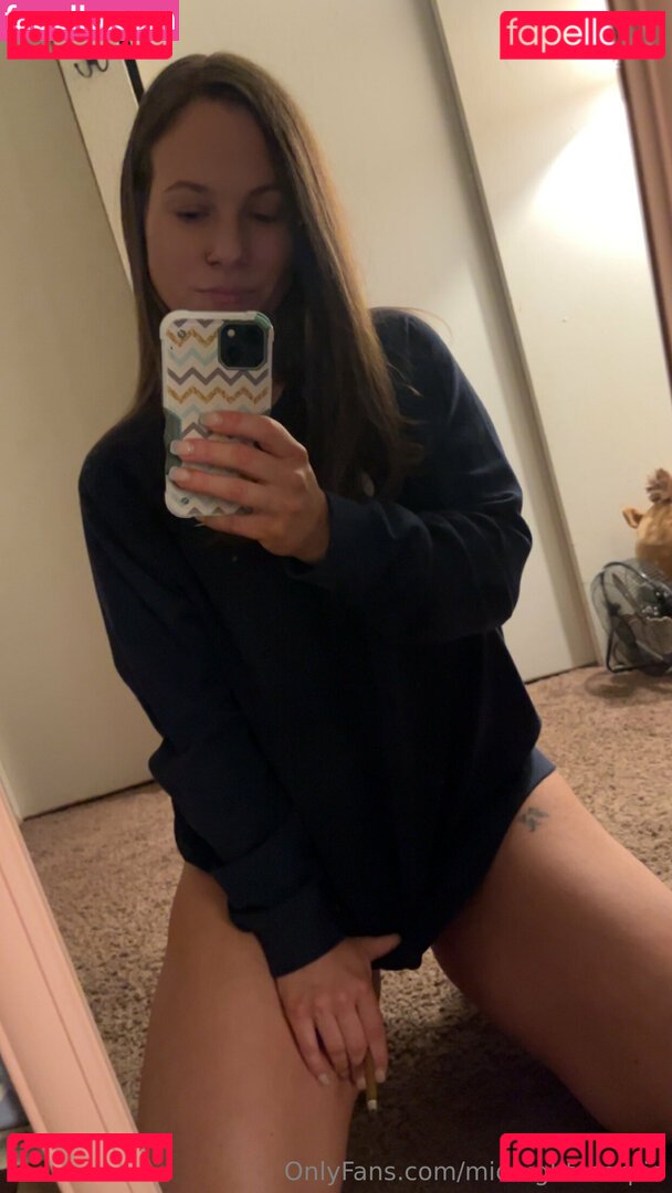 midnightscorpio / poeticplug Onlyfans Photo Gallery 